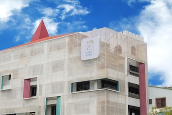 light hostel
