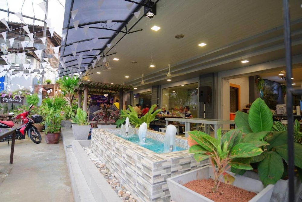 myfriend hotel trang