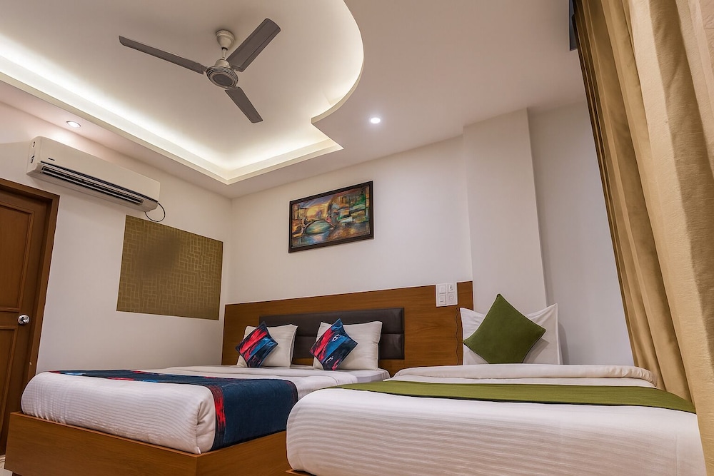 airport hotel paradise international