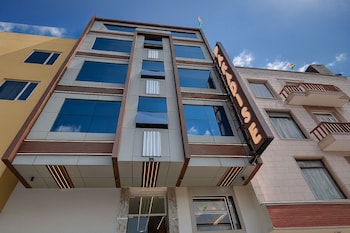 airport hotel paradise international