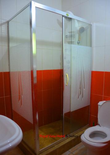 royalview hotel and suites