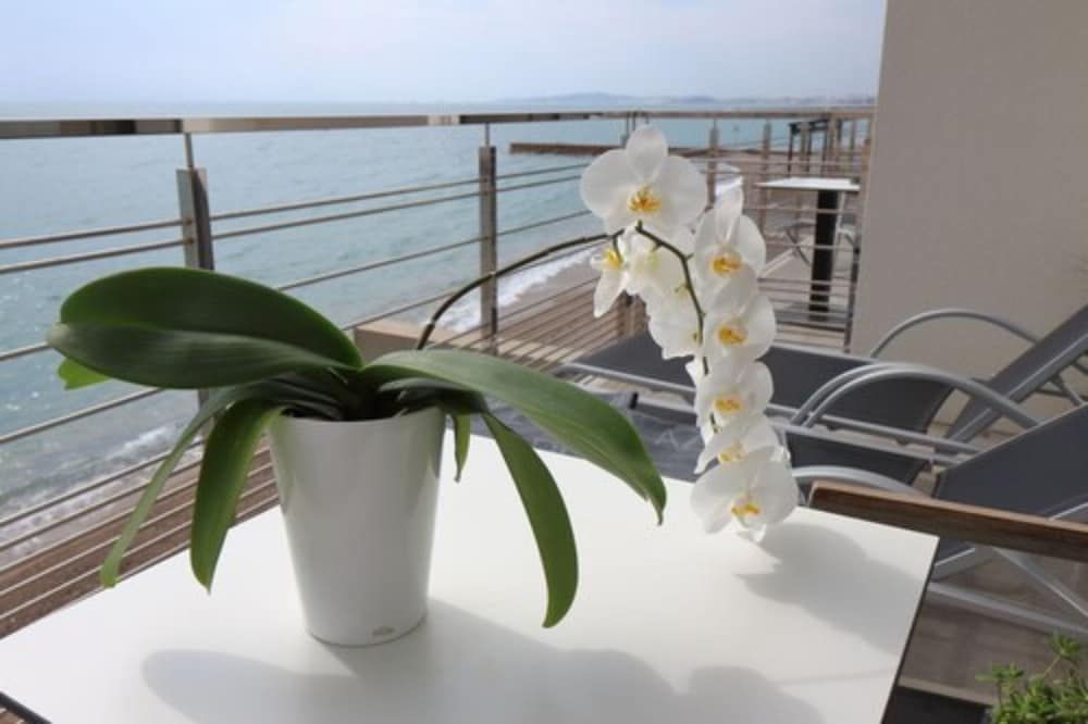 hotel villa azur