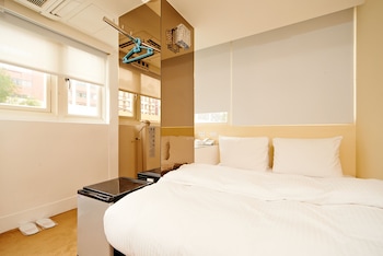 forever inn
