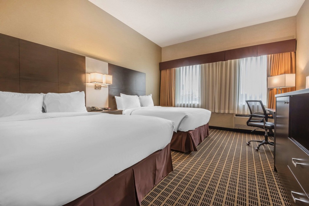 quality inn and suites downtown