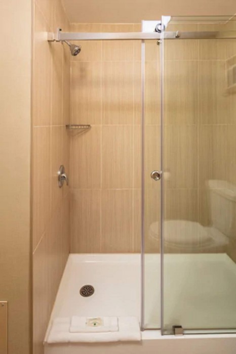 quality inn and suites downtown