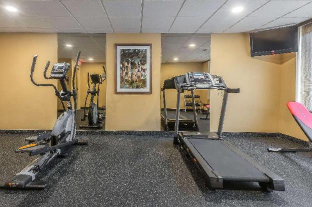 quality inn and suites downtown