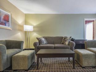 quality inn and suites downtown