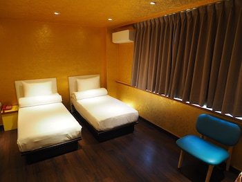day chen hotel