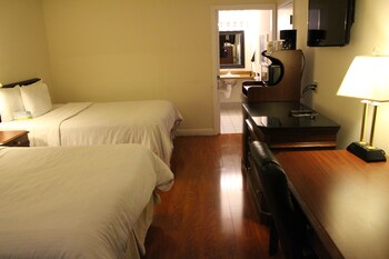 days inn and suites by wyndham sunnyvale