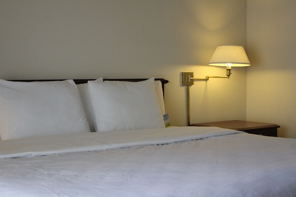 days inn and suites by wyndham sunnyvale