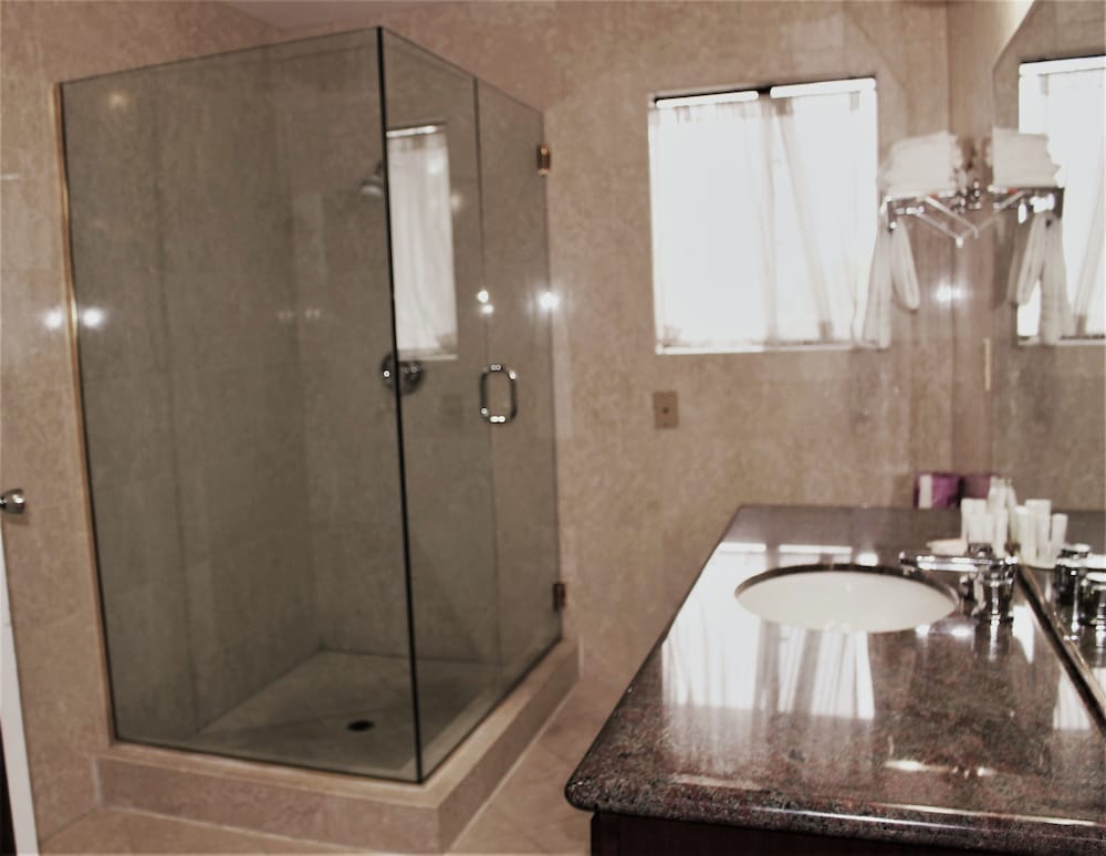 days inn and suites by wyndham sunnyvale