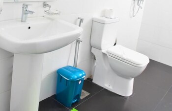 Rekawa Village Hotel,Ranna>>Hambantota,4 star