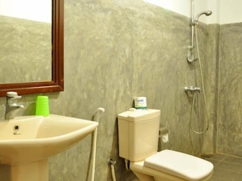 Rekawa Village Hotel,Ranna>>Hambantota,4 star