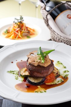 okazaki new grand hotel