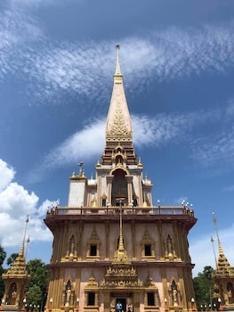 khaleej mass hotel patong