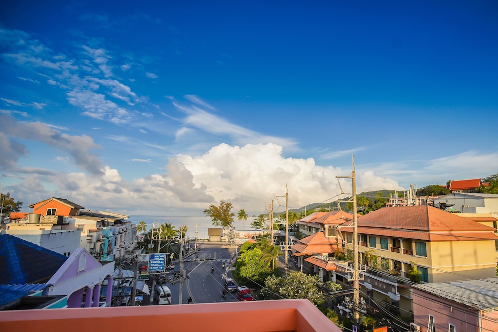 khaleej mass hotel patong