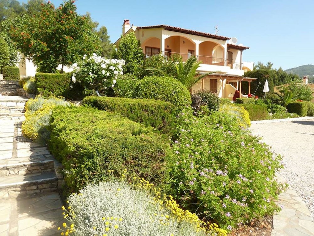 alonissos