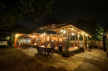 cempaka villa borobudur