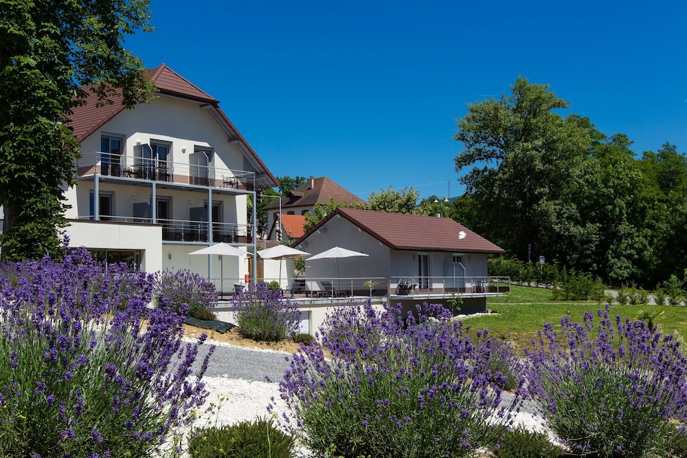 hotel blanc