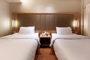 ji hotel urumqi youhao