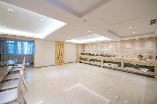 ji hotel urumqi youhao