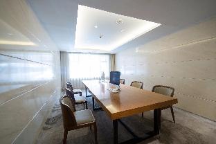 ji hotel urumqi youhao