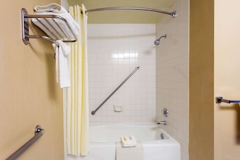 Days Inn By Wyndham Fontana / Rialto,Colton>>Bloomington,2 star