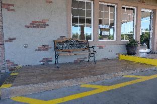 Days Inn By Wyndham Montrose,Montrose>>Cimarron,2 star