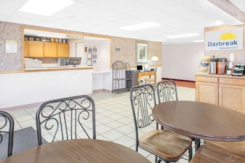 Days Inn By Wyndham Mountain Home,Arkansas>>Mountain Home,2 star