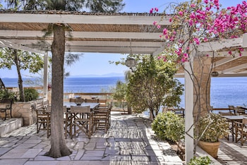 hotel cokkinis