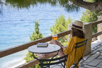 hotel cokkinis