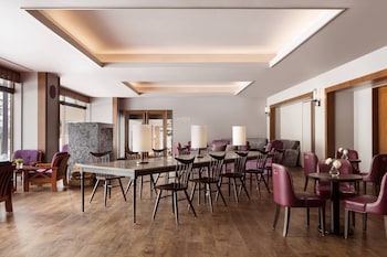 courtyard by marriott hakuba