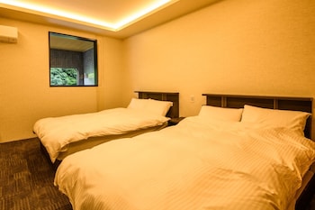 yamanaka onsen shirasagiyu tawaraya