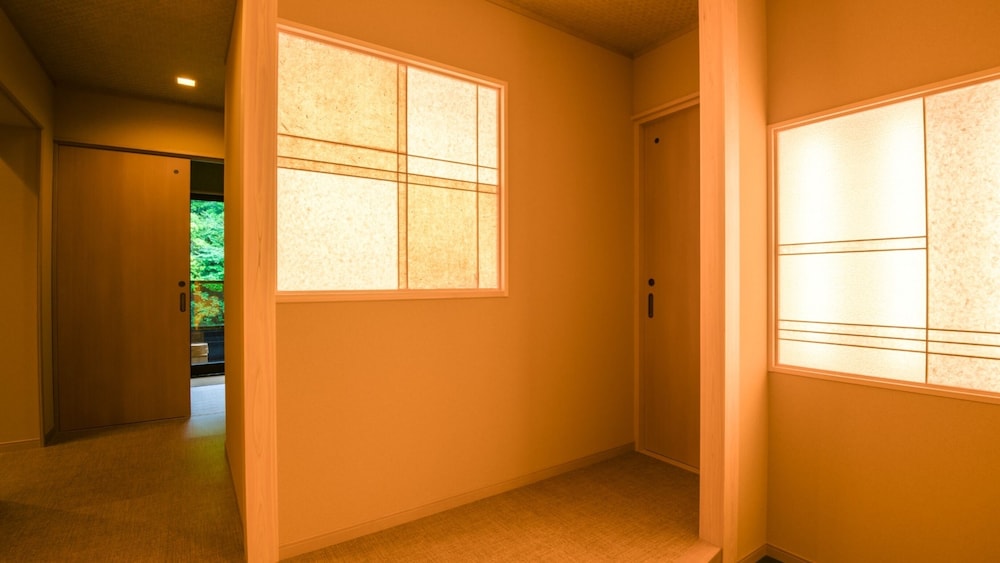 yamanaka onsen shirasagiyu tawaraya