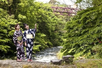 yamanaka onsen shirasagiyu tawaraya