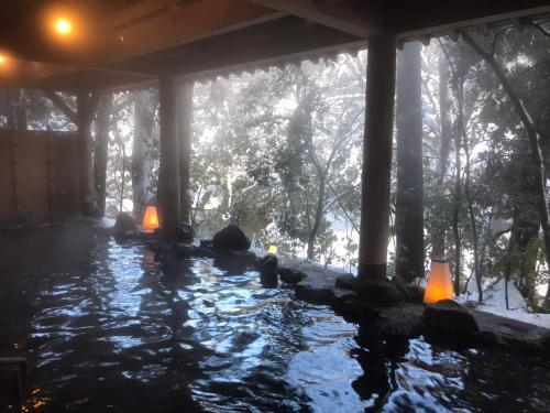 yamanaka onsen shirasagiyu tawaraya