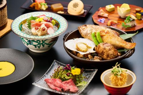 yamanaka onsen shirasagiyu tawaraya