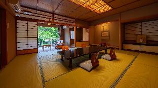 yamanaka onsen shirasagiyu tawaraya