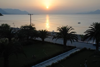 elena hotel