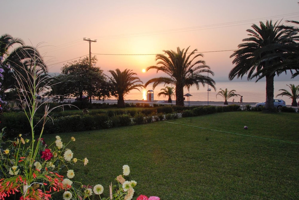 elena hotel
