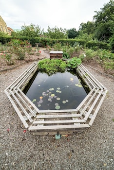 the mirfield monastery