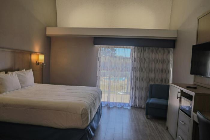days inn by wyndham redwood city