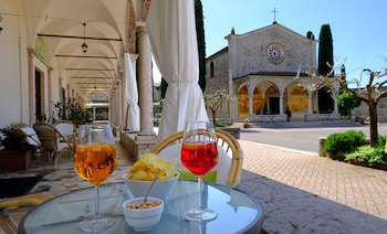 Locanda Al Santuario,Lake Garda>>Broglie,2 star