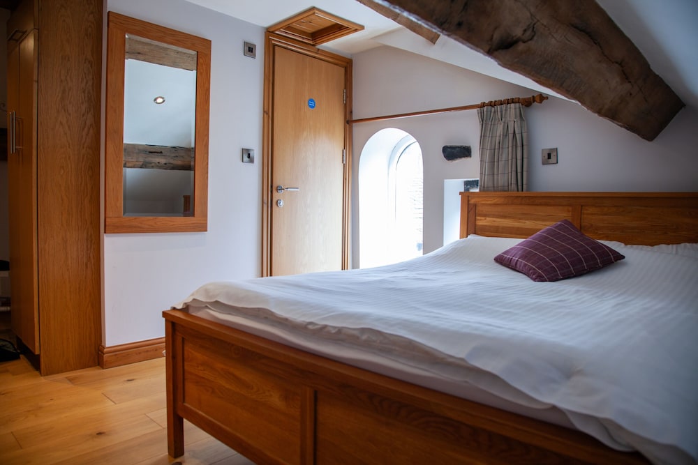 the rooms at the nook