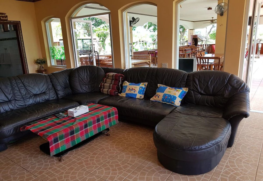 changthai comfort guest house