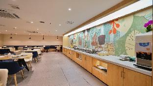 hanting hotel xian wulukou metro station