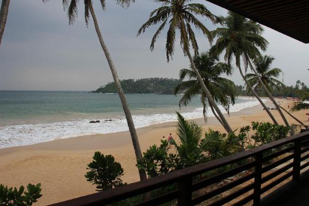 sunset beach mirissa