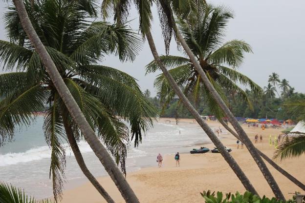 sunset beach mirissa