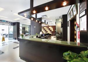 manhattan avenue hotel