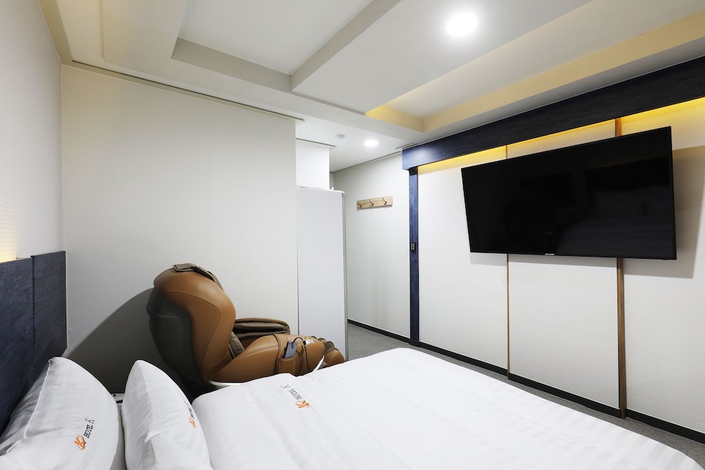 hotel k